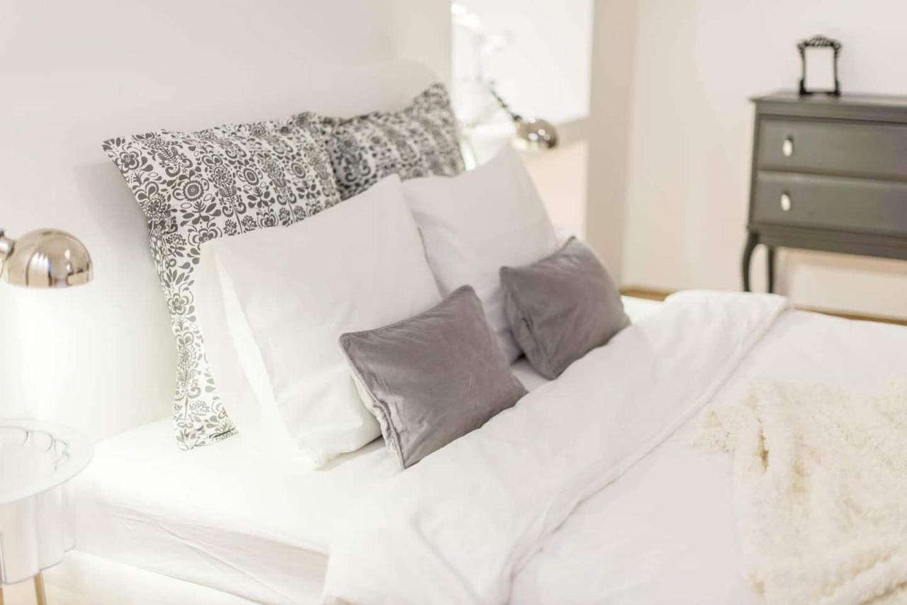 Bourgeois Elegance In The Heart Of Budapest Ngoại thất bức ảnh