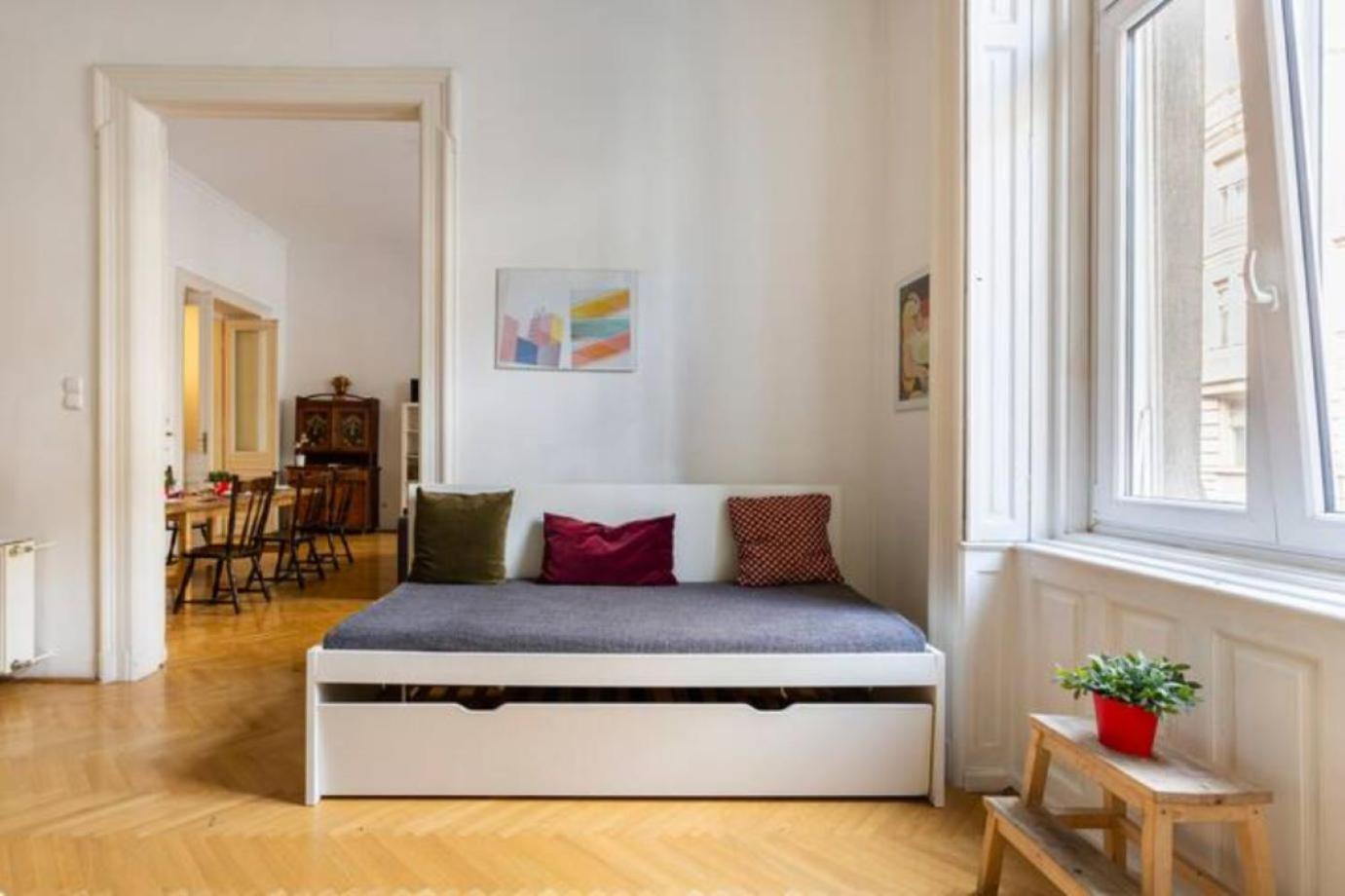 Bourgeois Elegance In The Heart Of Budapest Ngoại thất bức ảnh