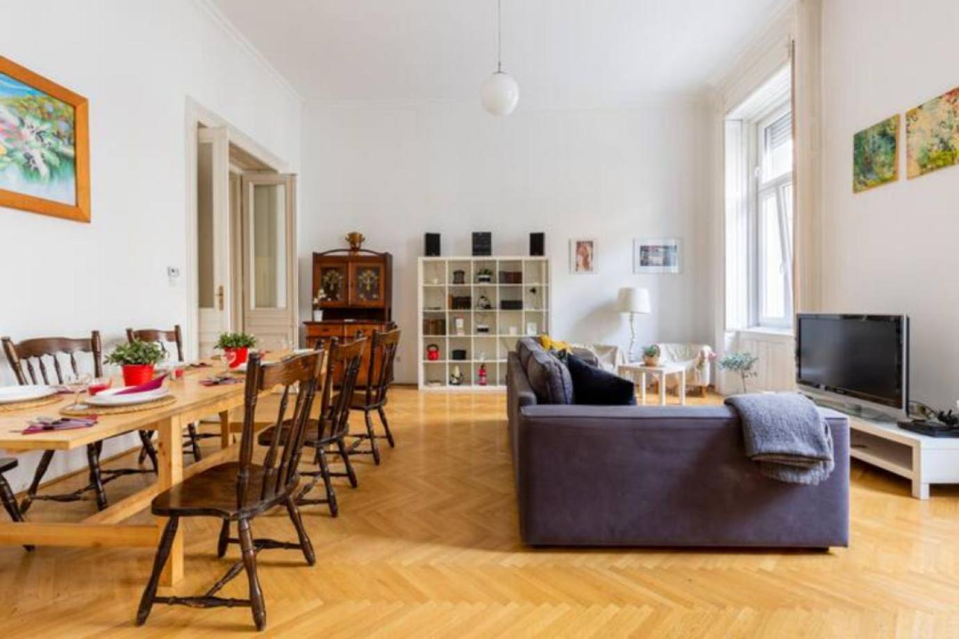 Bourgeois Elegance In The Heart Of Budapest Ngoại thất bức ảnh