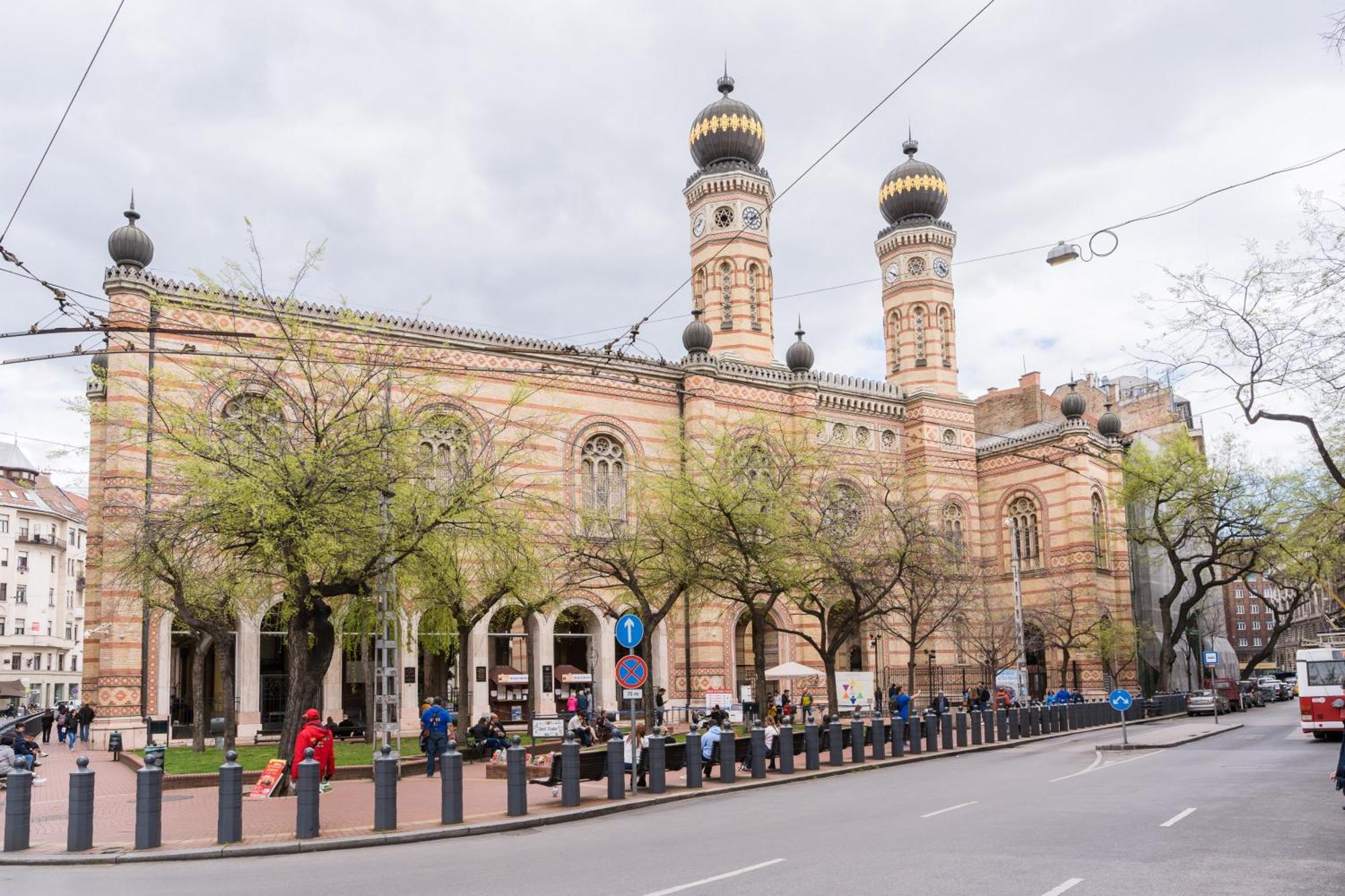 Bourgeois Elegance In The Heart Of Budapest Ngoại thất bức ảnh